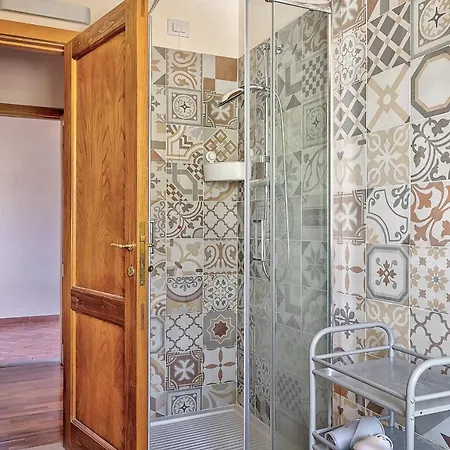 Casale - I Tre Cipressi Apartment *
